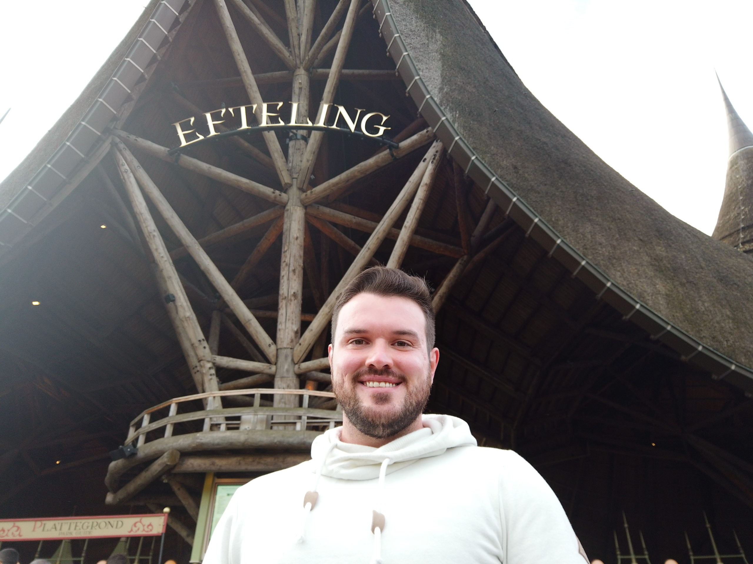 Andy vor Freizeitpark